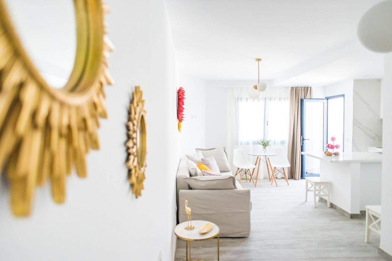 Studio Lirio Seaview Corralejo By Holidays Home ภายนอก รูปภาพ